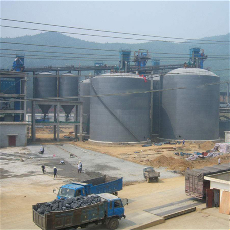 新疆水泥钢板仓2座3000吨青岛项目进入施工